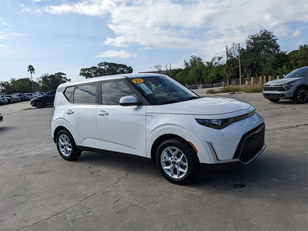 used 2023 Kia Soul car, priced at $14,262