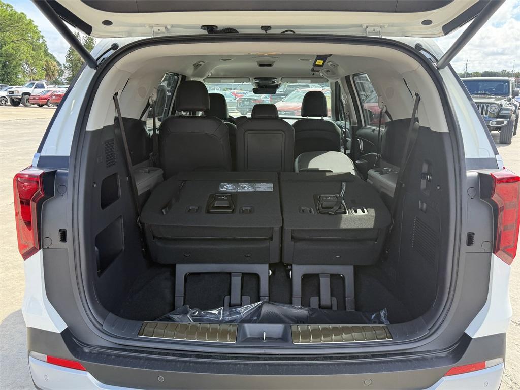 new 2026 Kia Carnival Hybrid car, priced at $42,272