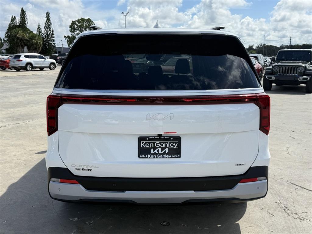new 2026 Kia Carnival Hybrid car, priced at $42,272