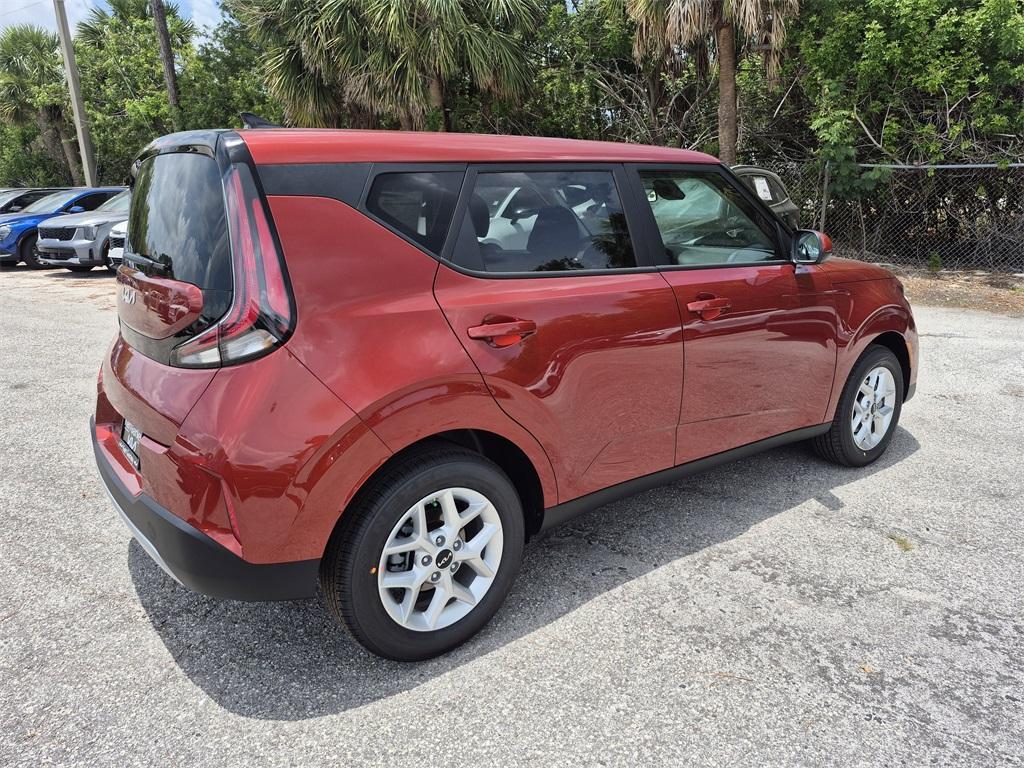 new 2025 Kia Soul car, priced at $22,260