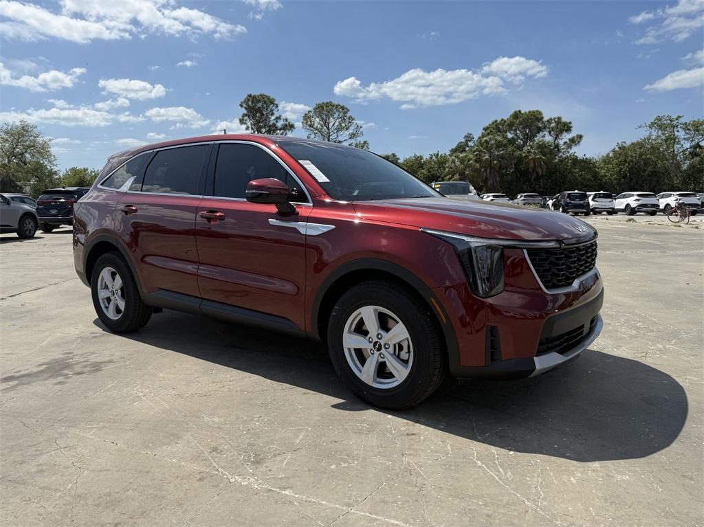 new 2025 Kia Sorento car, priced at $32,125