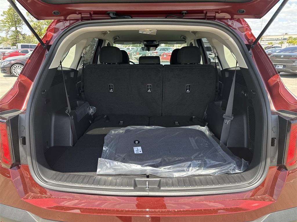 new 2025 Kia Sorento car, priced at $32,125