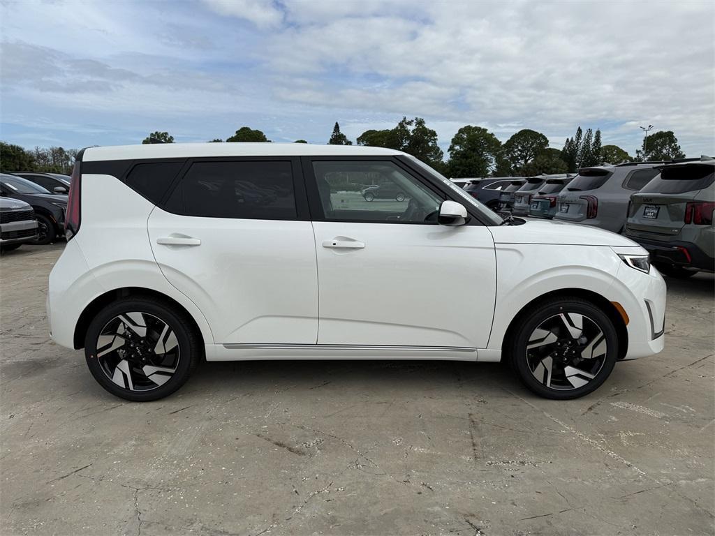 new 2025 Kia Soul car, priced at $27,970