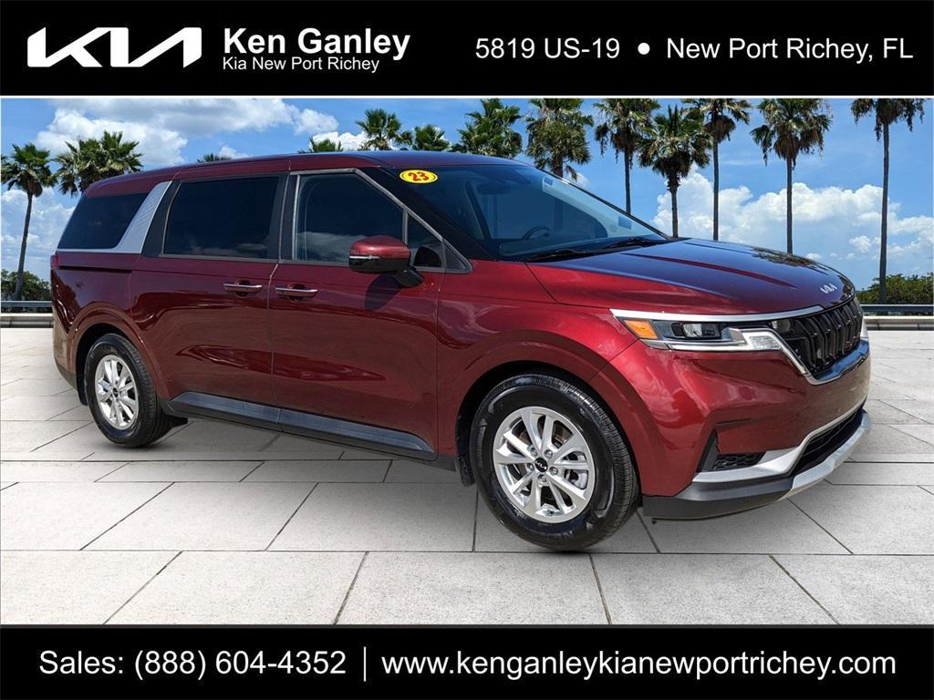 used 2023 Kia Carnival car, priced at $24,992