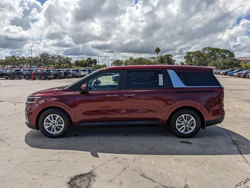 used 2023 Kia Carnival car, priced at $24,992