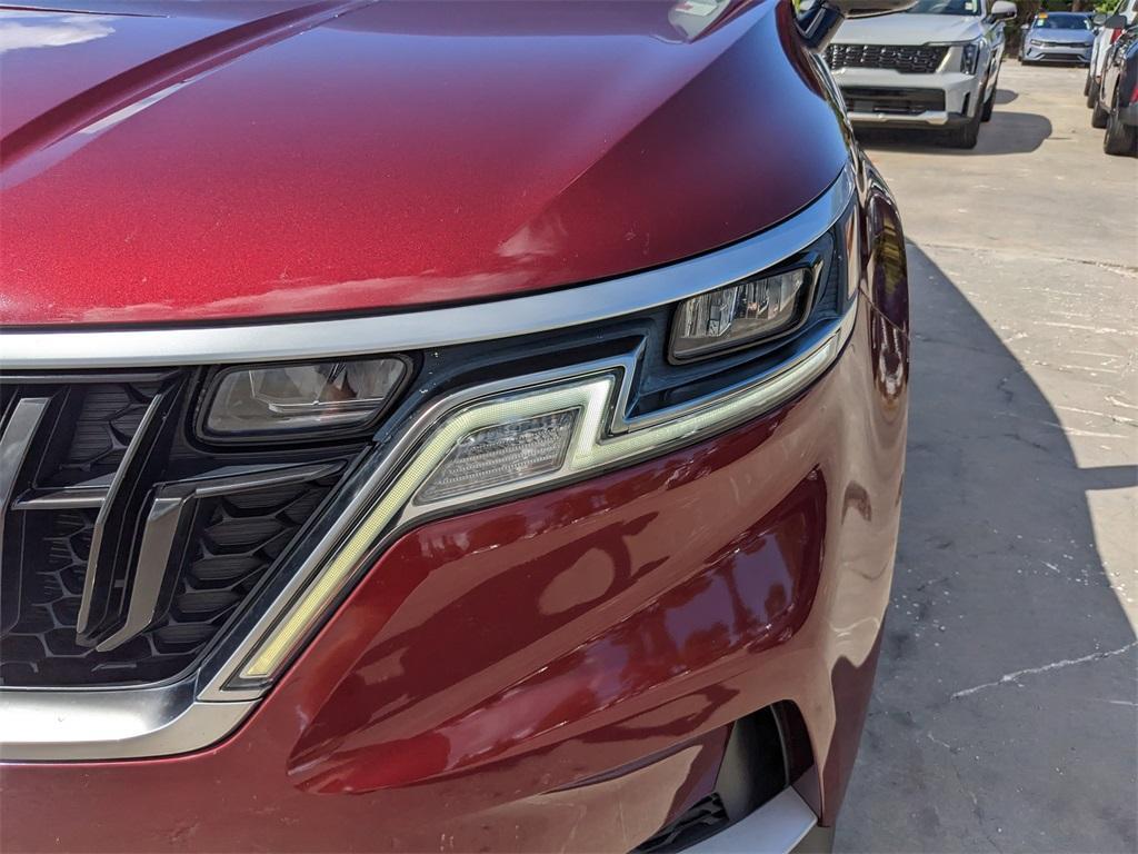 used 2023 Kia Carnival car, priced at $24,992