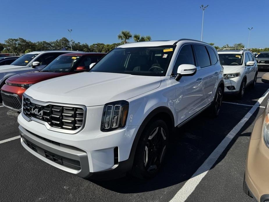 used 2023 Kia Telluride car, priced at $34,991