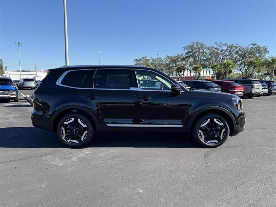 new 2025 Kia Telluride car, priced at $44,705