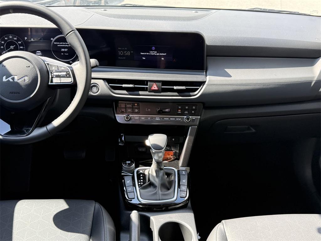 new 2025 Kia Seltos car, priced at $29,960