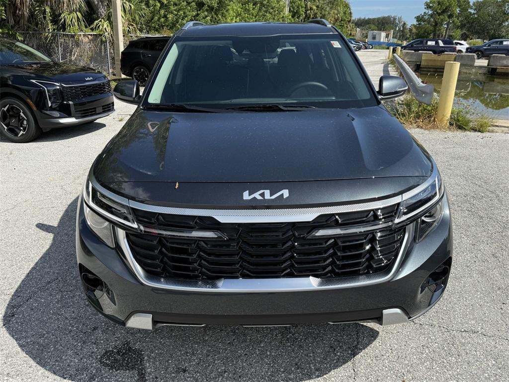 new 2025 Kia Seltos car, priced at $29,960