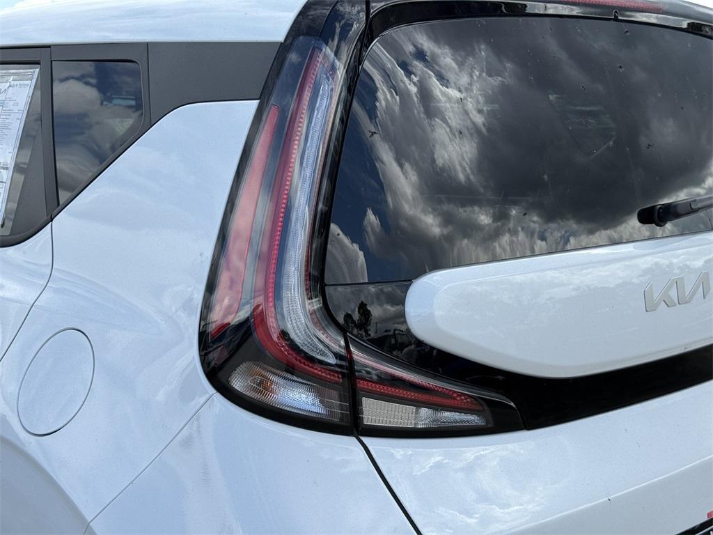 new 2025 Kia Soul car, priced at $27,970