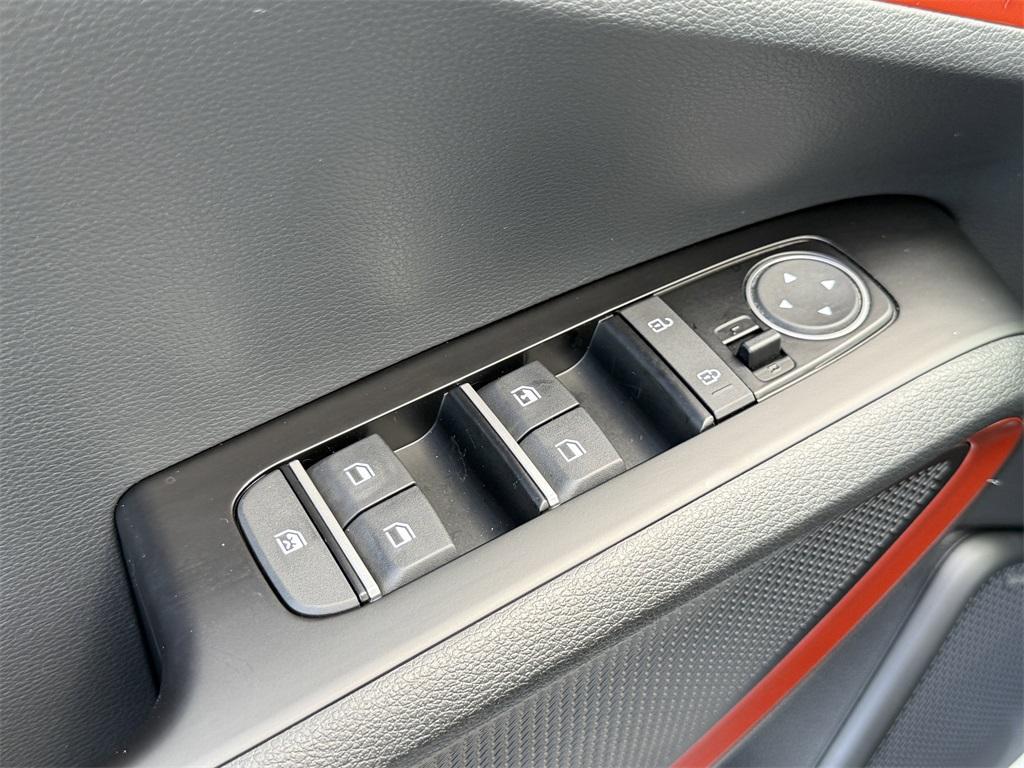 new 2025 Kia Soul car, priced at $27,970