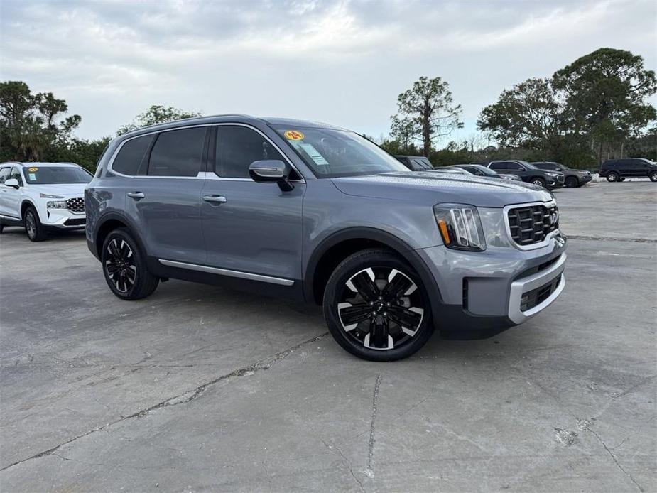 used 2024 Kia Telluride car, priced at $36,994