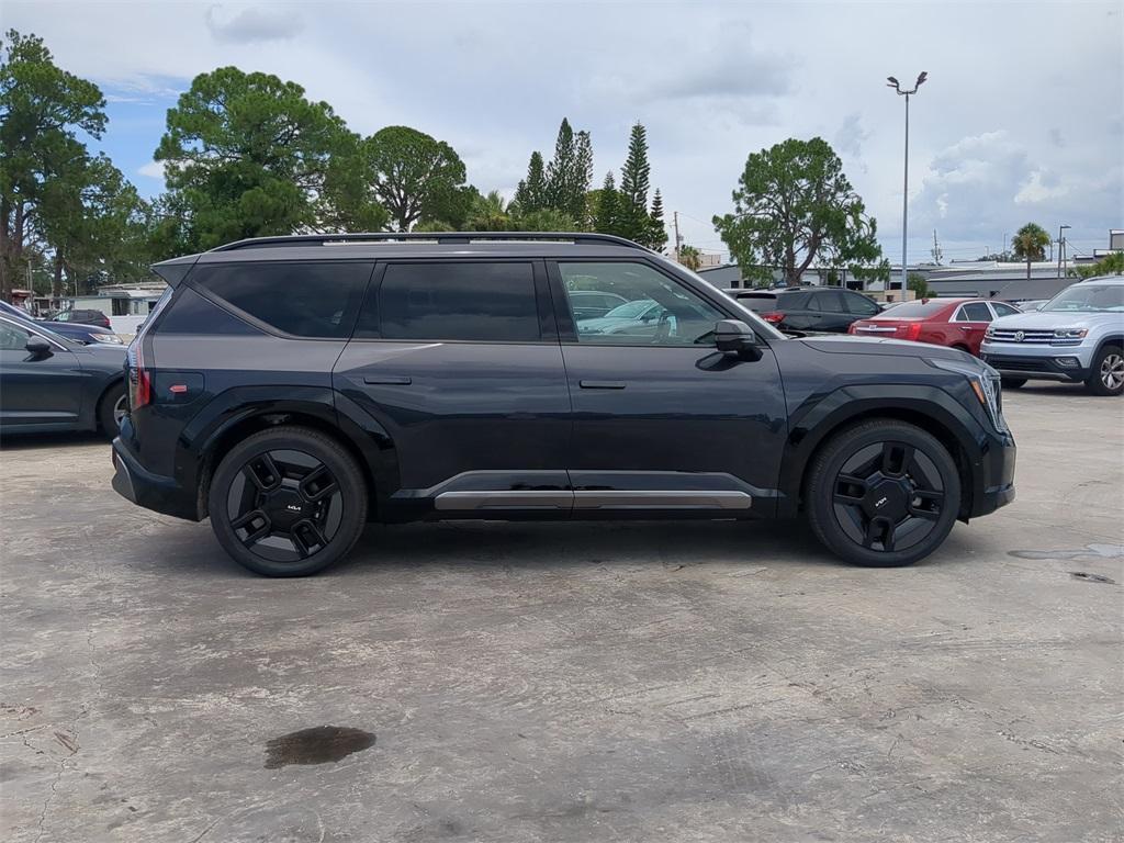 new 2026 Kia EV9 car, priced at $69,875
