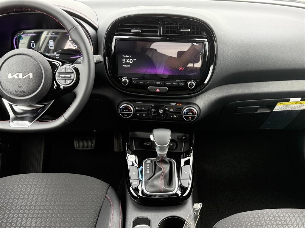 new 2025 Kia Soul car, priced at $27,970