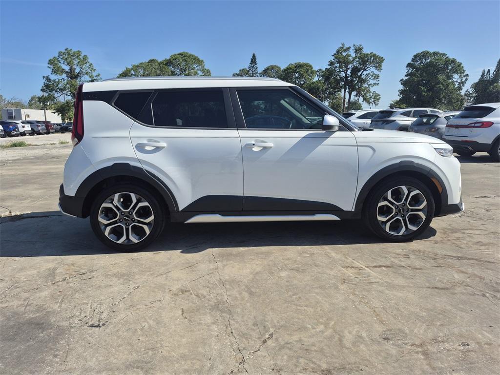 used 2022 Kia Soul car, priced at $17,261