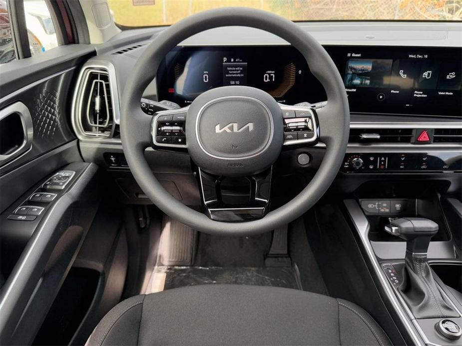 new 2025 Kia Sorento car, priced at $34,085