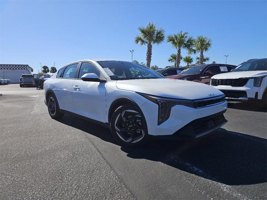 new 2025 Kia K4 car, priced at $25,715