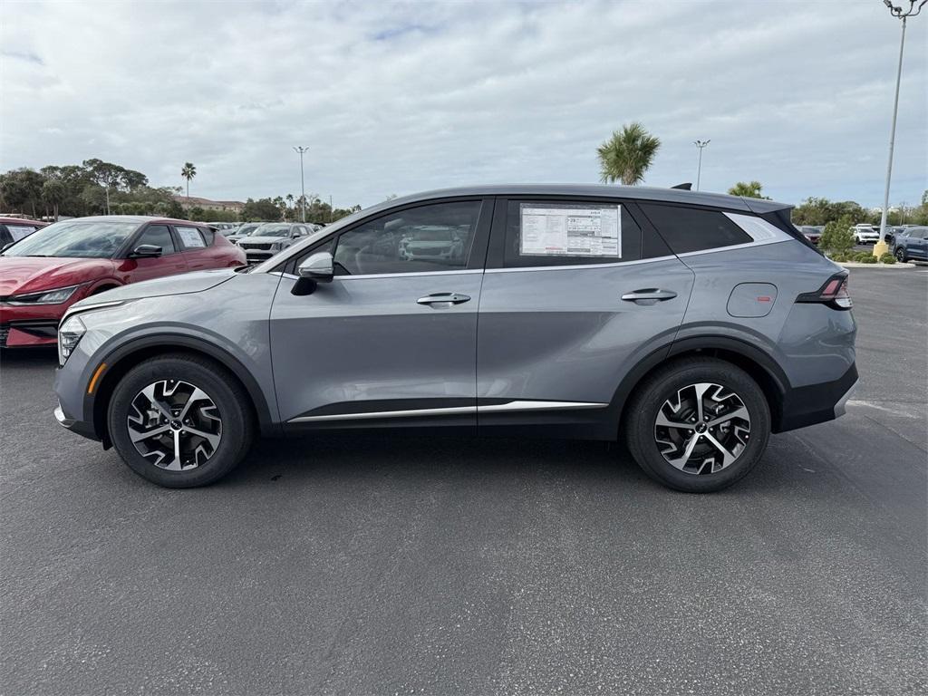 new 2025 Kia Sportage car, priced at $31,060