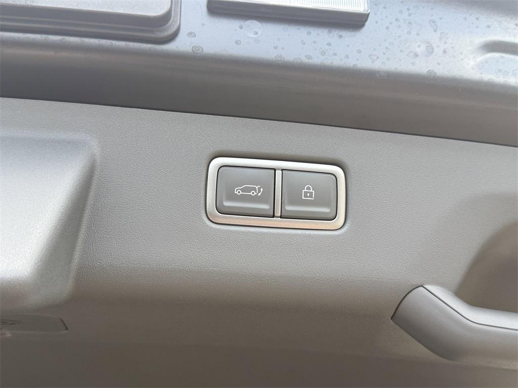 new 2026 Kia EV9 car, priced at $48,774