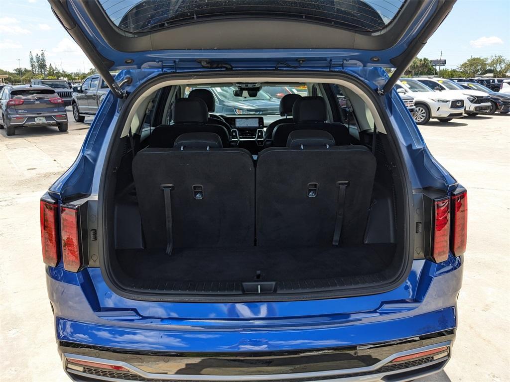 used 2022 Kia Sorento car, priced at $24,312