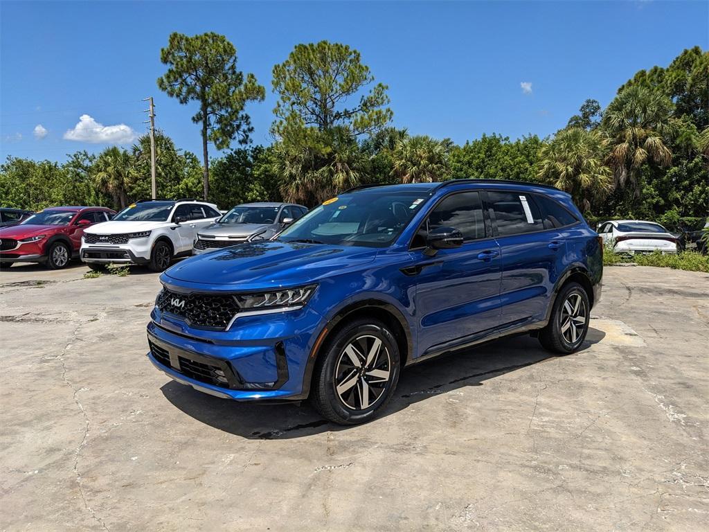 used 2022 Kia Sorento car, priced at $24,312