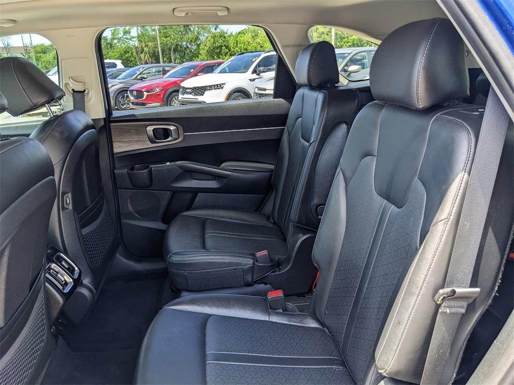 used 2022 Kia Sorento car, priced at $24,312
