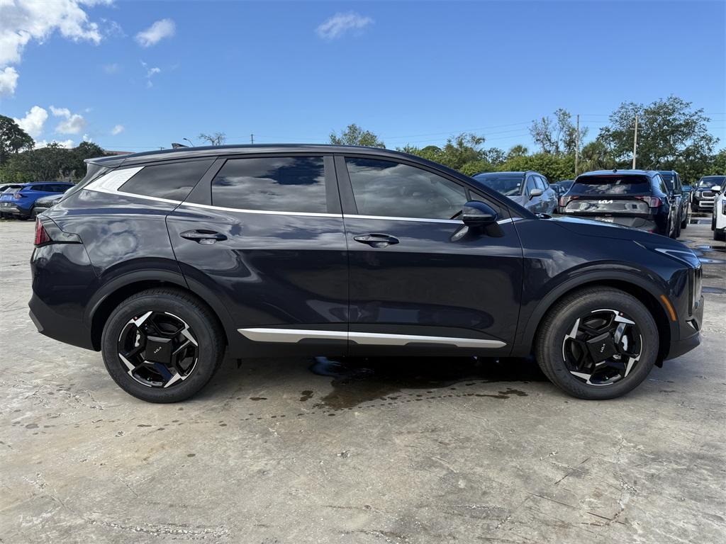 new 2026 Kia Sportage car, priced at $31,065