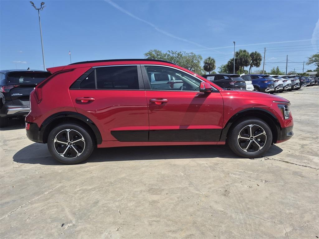 new 2025 Kia Niro car, priced at $31,415