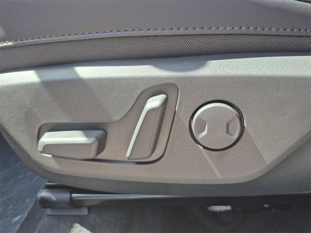 new 2025 Kia Niro car, priced at $31,415