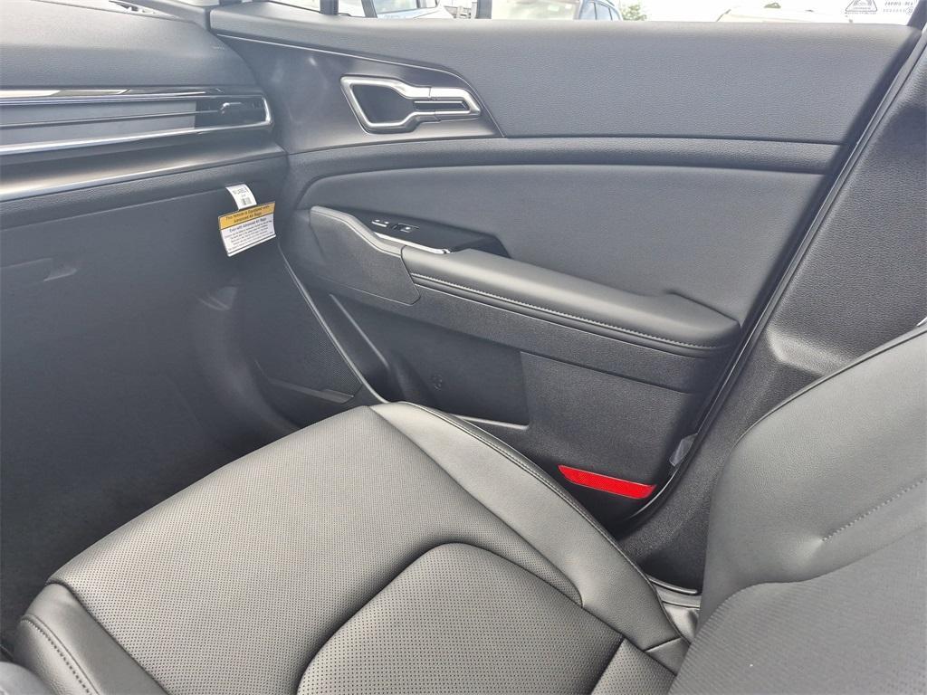 new 2025 Kia Sportage car, priced at $30,205