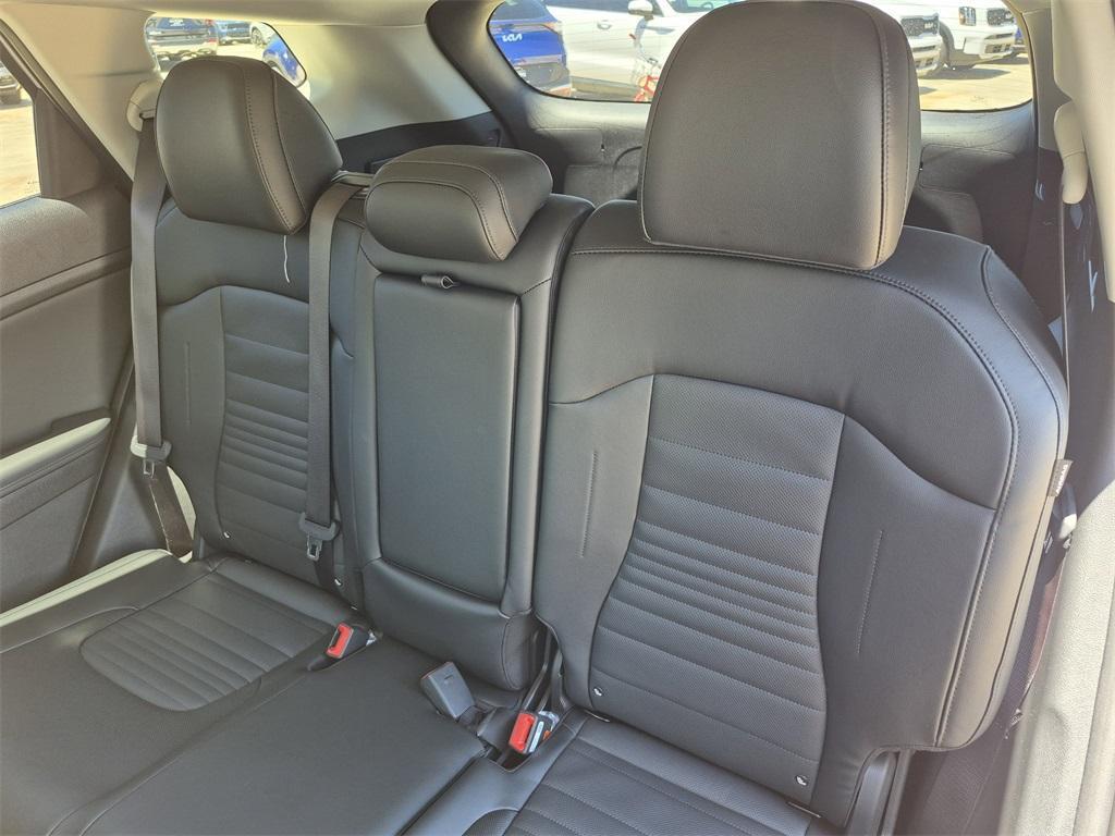new 2025 Kia Sportage car, priced at $35,405
