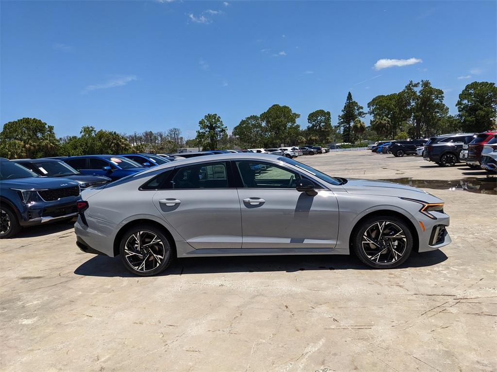 new 2025 Kia K5 car, priced at $29,510