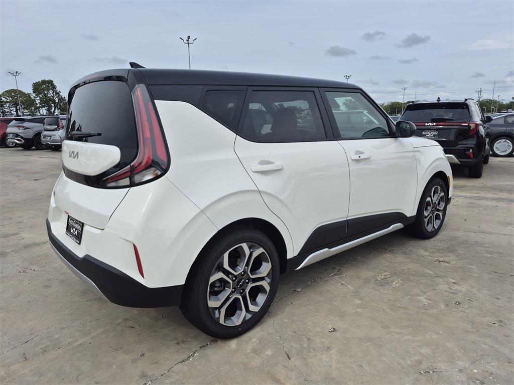 new 2025 Kia Soul car, priced at $26,840