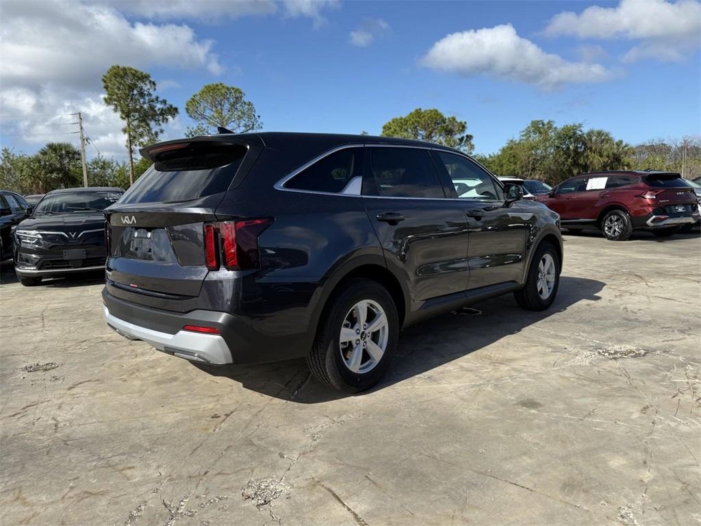 new 2025 Kia Sorento car, priced at $31,590