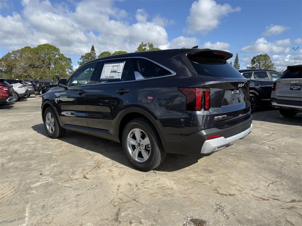 new 2025 Kia Sorento car, priced at $31,590