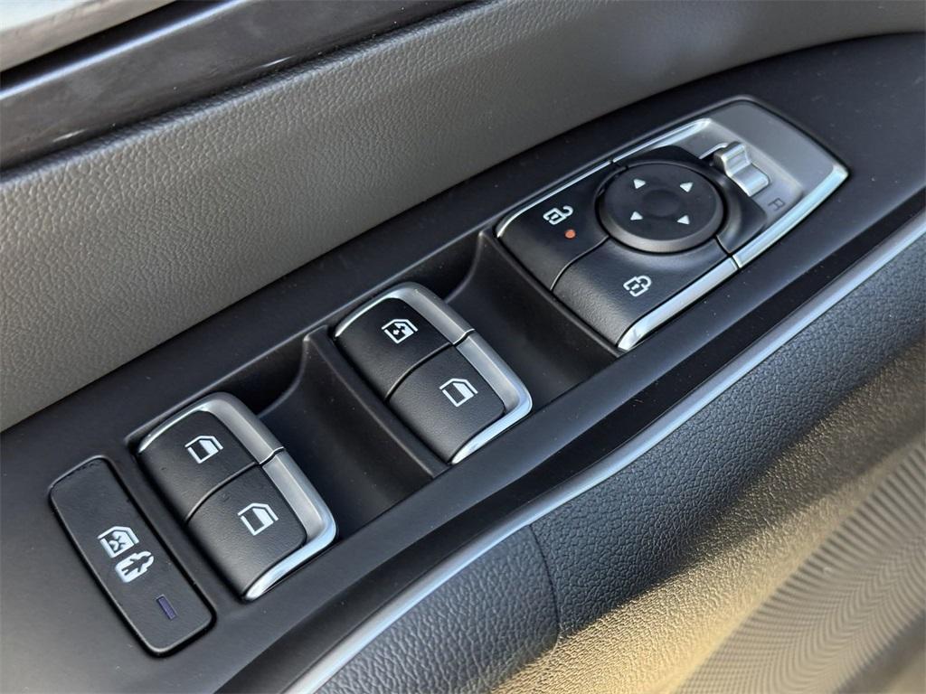 new 2025 Kia Sorento car, priced at $31,590