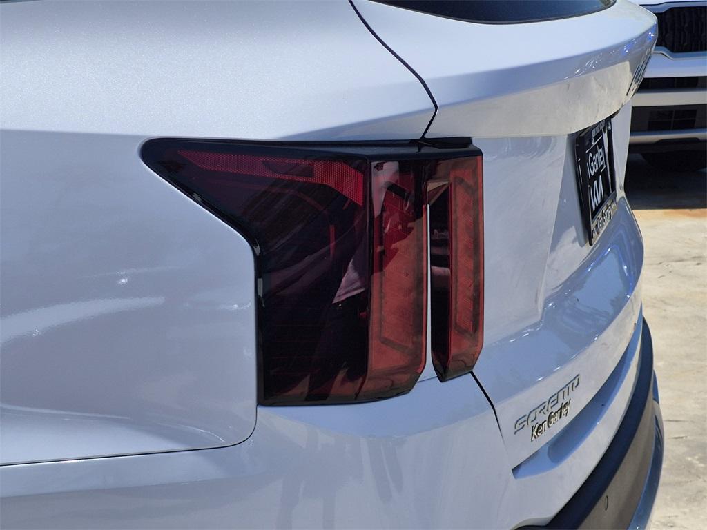 new 2025 Kia Sorento car, priced at $35,025