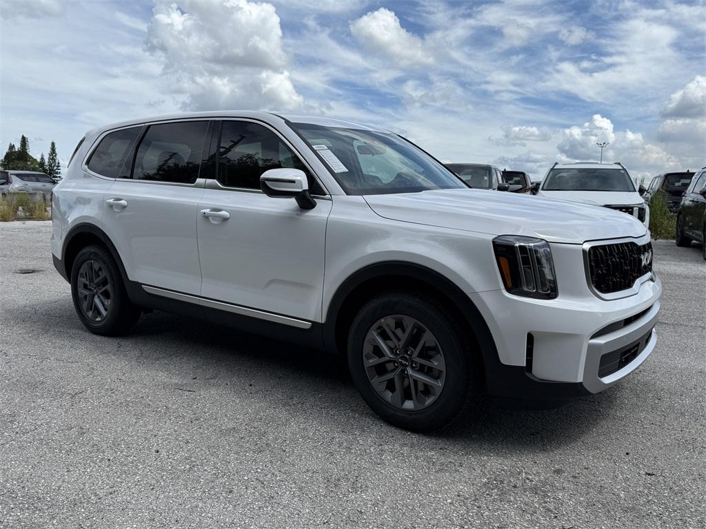 new 2025 Kia Telluride car, priced at $38,115