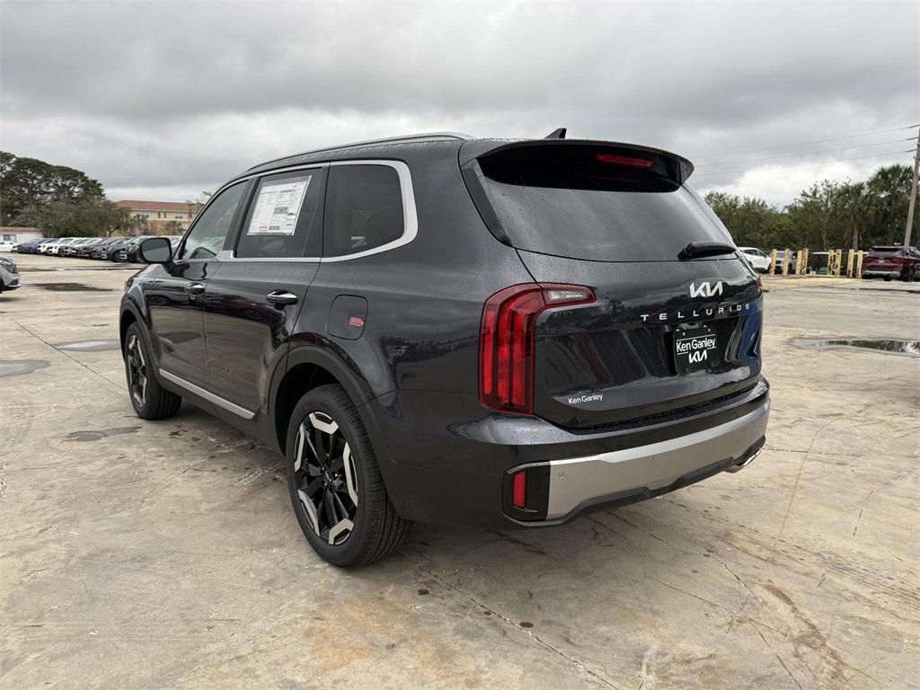 new 2025 Kia Telluride car, priced at $40,710