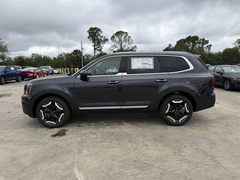 new 2025 Kia Telluride car, priced at $40,710