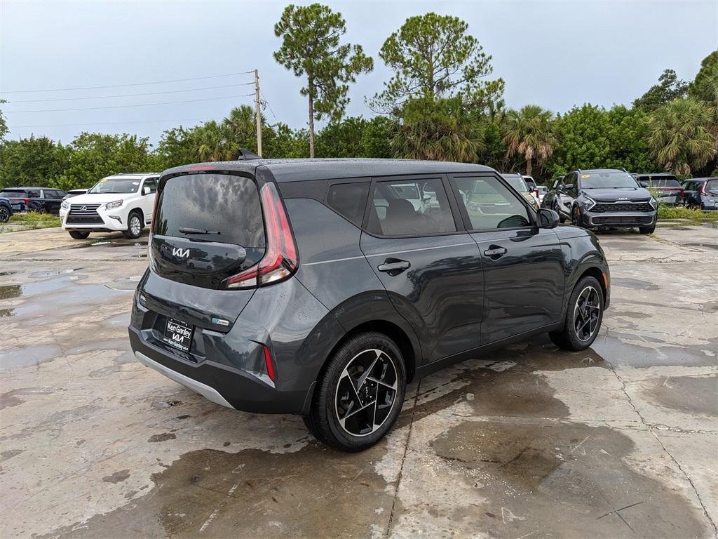 used 2025 Kia Soul car, priced at $21,642