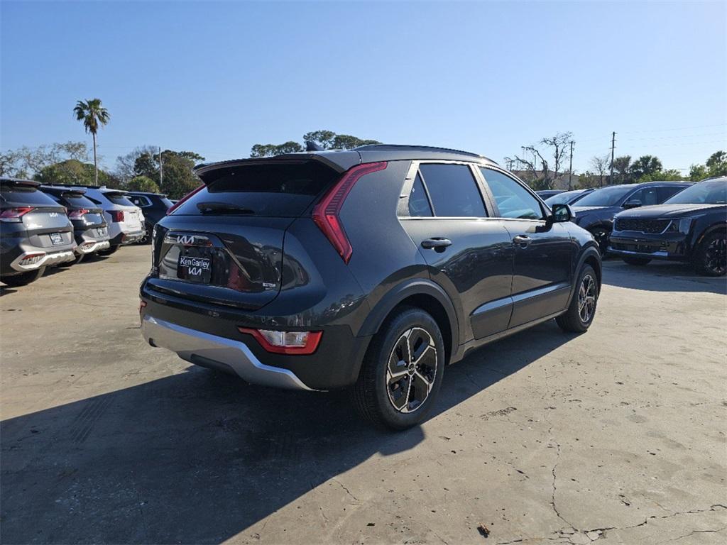 new 2025 Kia Niro car, priced at $26,660
