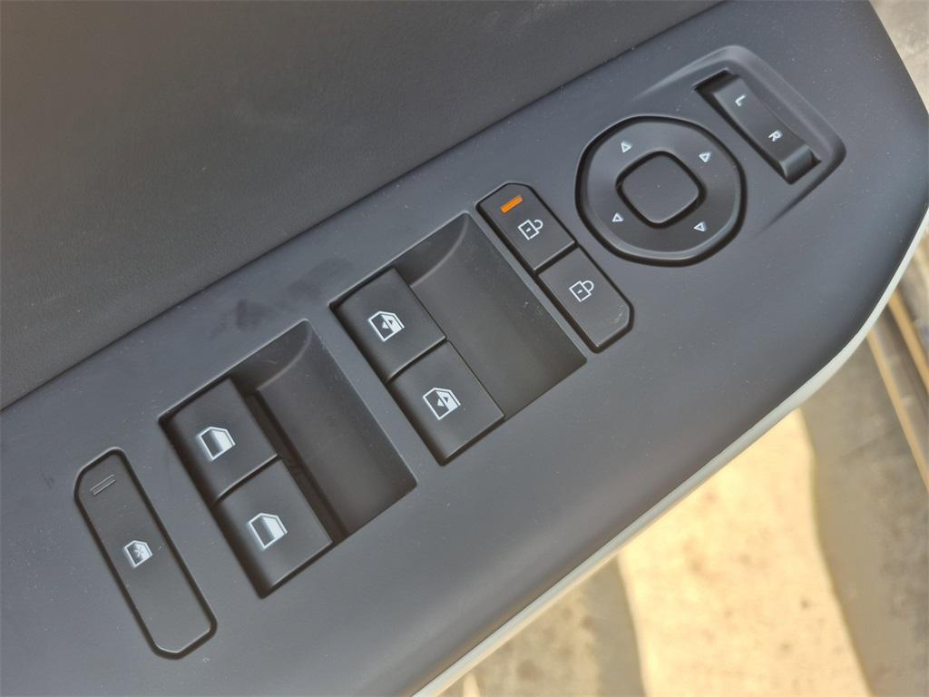 new 2025 Kia K4 car, priced at $28,440