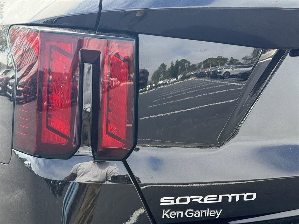 new 2025 Kia Sorento car, priced at $37,990