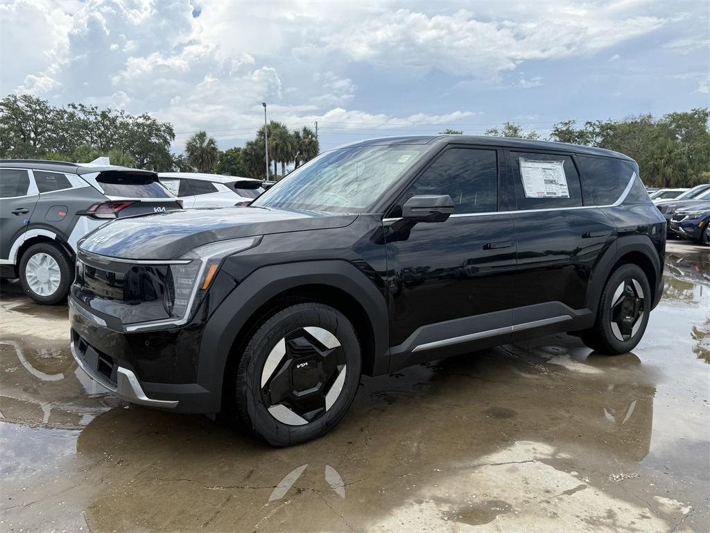 new 2026 Kia EV9 car, priced at $51,315