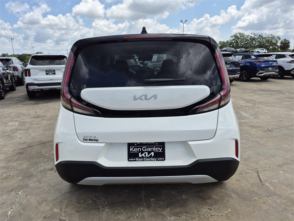 new 2025 Kia Soul car, priced at $22,105