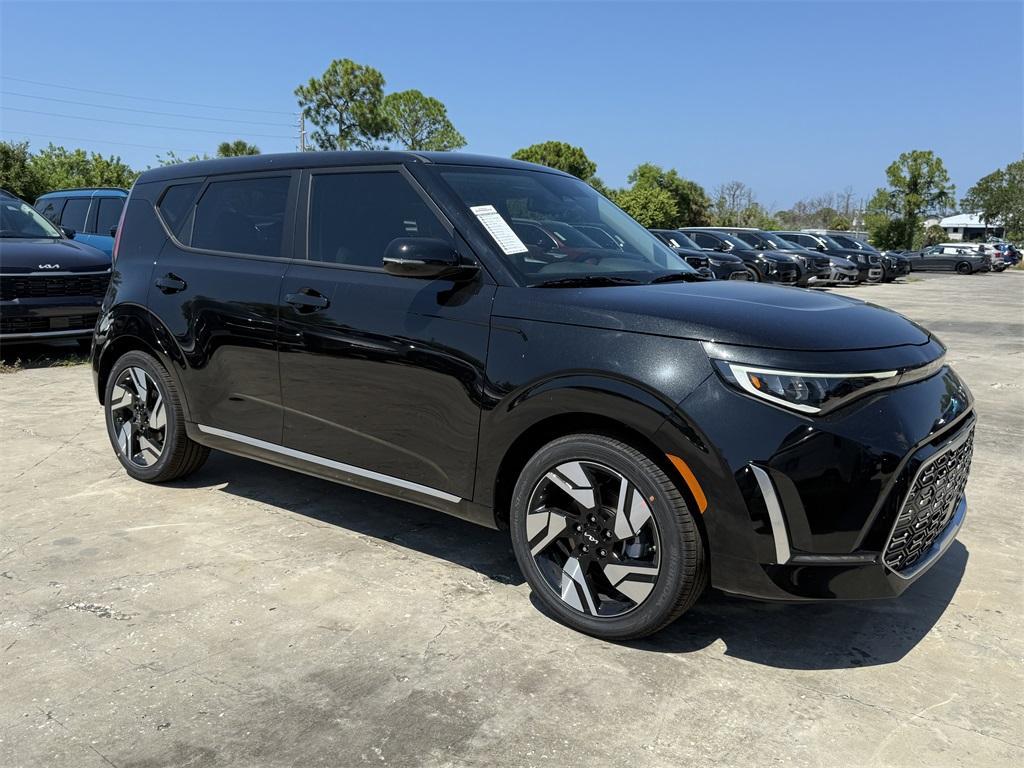 new 2025 Kia Soul car, priced at $27,970