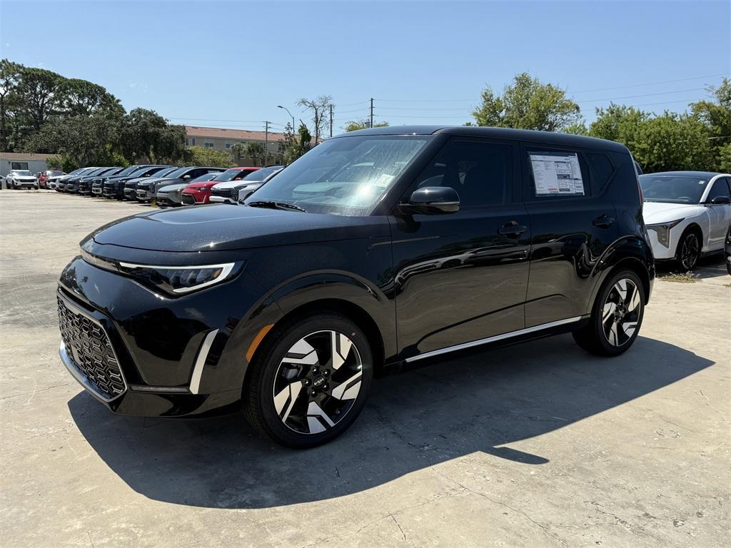 new 2025 Kia Soul car, priced at $27,970