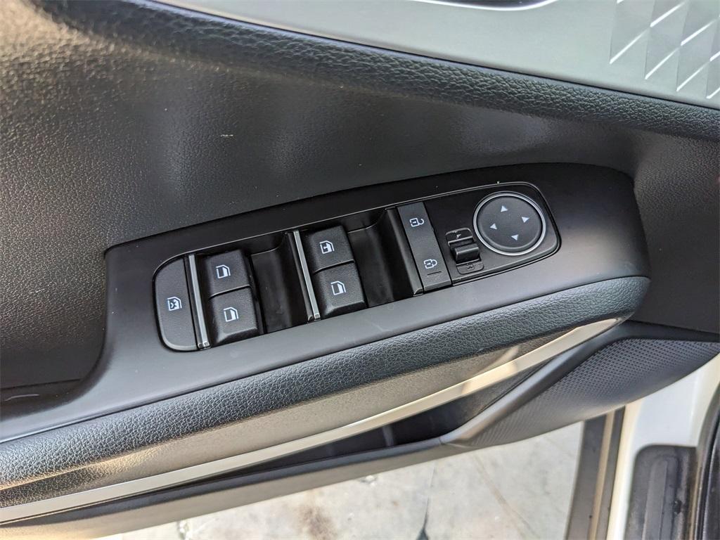 used 2023 Kia Soul car, priced at $16,551